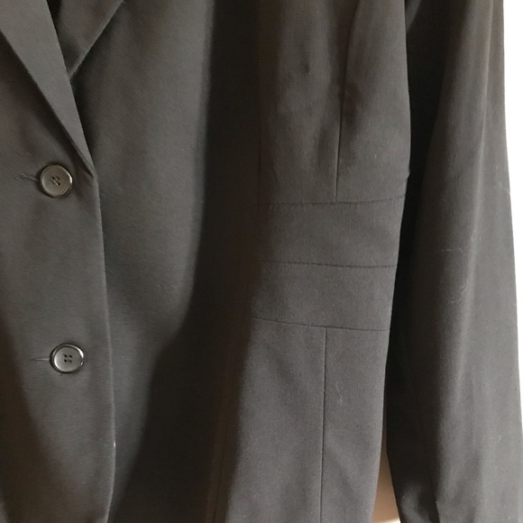 Black Blazer - Picture 3 of 9